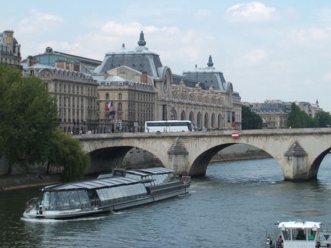 もう一つセーヌ河の様子。