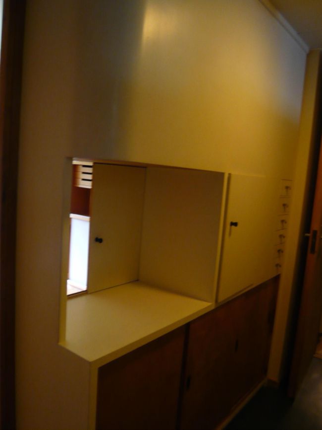 この棚、両面使い。良いなー。