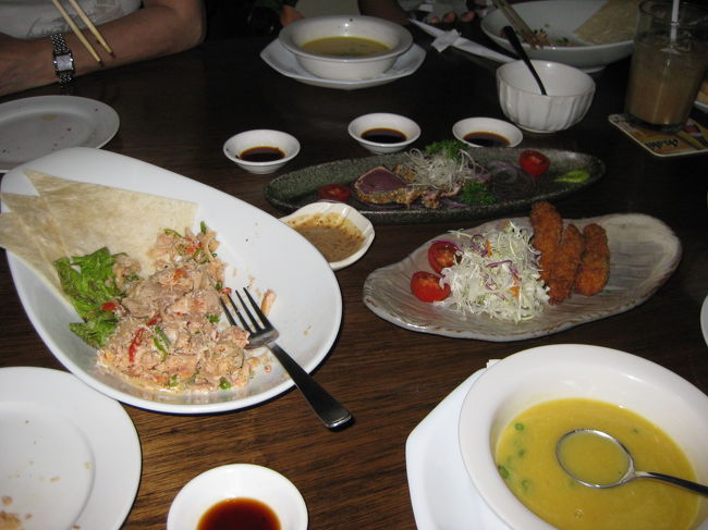 フィエスタ近くのアグライヤで晩ごはん。