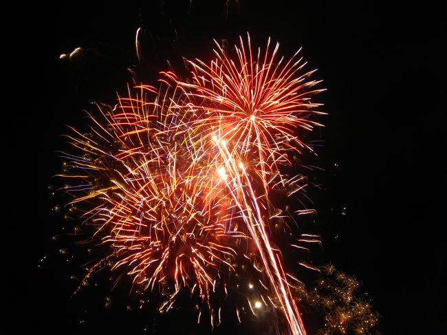 　今日は、金曜日。<br />ヒルトン恒例の花火もしっかり見れました。<br />