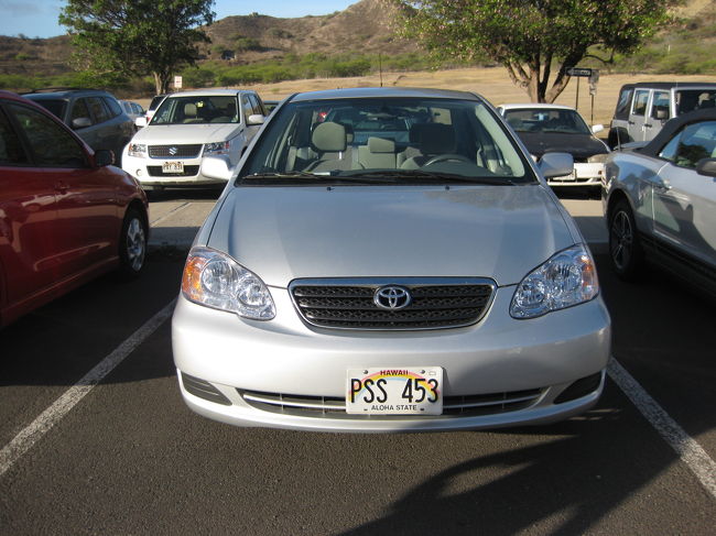 　３日目。今日はこのレンタカーでノースショアまでドライブです。<br />　ヒルトン内にハーツレンタカーのデスクがあったので、予め日本でネット予約しておきました。<br />　日本でもセルフスタンドは、利用してないのでガソリン満タン返ししなくても良い２４Ｈ＄９２のパックにしました。