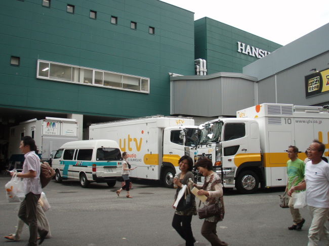 この日は伝統の一戦ということもあって、テレビの中継車が来てました。YTVとは関西の読売テレビですね。