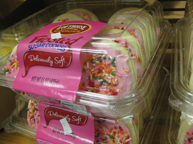 でも、とにかくＳＷＥＥＴＳも<br />かっわいい★のです。<br /><br />出入口にスタンドで売っていた<br />ドーナツやマフィンなど（翌日朝食用に購入）も、<br />と〜っても美味しかったです！<br /><br />パパが子供の選んだお楽しみのドーナツを<br />間違って先に食べちゃって、<br />争いが勃発しておりました・・。<br /><br />(ーー゛)