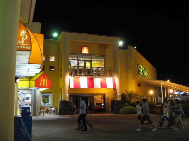 あっという間に最後の夜。<br />やっぱり時間が足りないなぁ・・そう思いながらの<br />１枚。