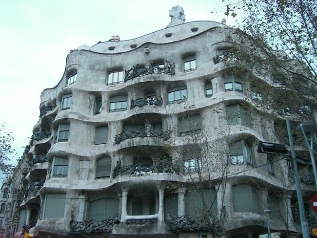 カサ・ミラ。おしゃれすぎ！