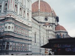 ７日目。テルミニ駅から７：４５発ＥＣでフィレンッエに向かう。