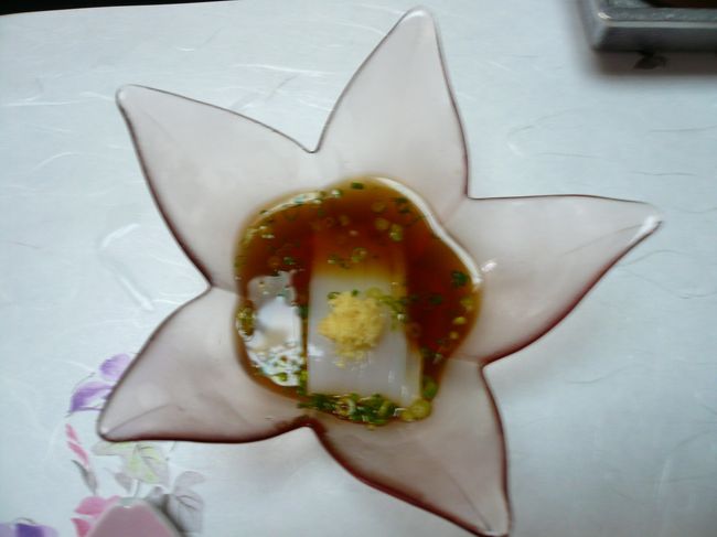 一、冷し鉢<br /><br />烏賊ソーメン　薬味