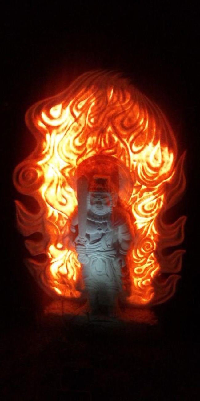 豪快な不動明王。