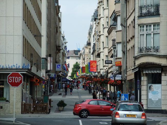 お店がたくさんありそうだがとりあえずスルー