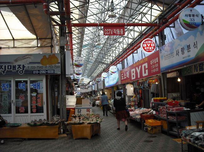 食堂を探してウロウロ