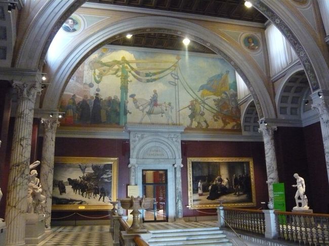 見ごたえのある壁画