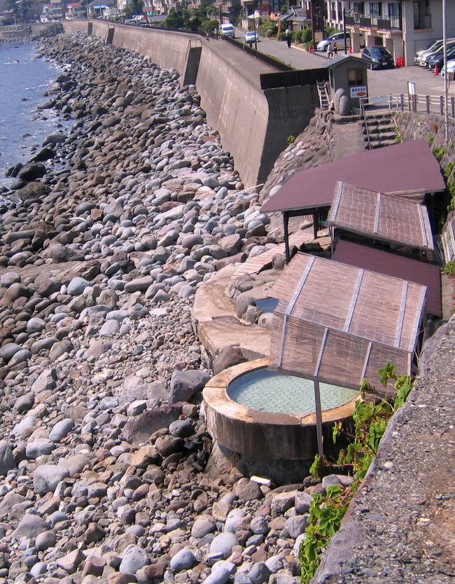 水着禁止ですが、タオル巻きOK<br /><br /><br />いかがですかフラニーさん！<br /><br />星空・漁火・波枕・・・たまらんよ〜♪