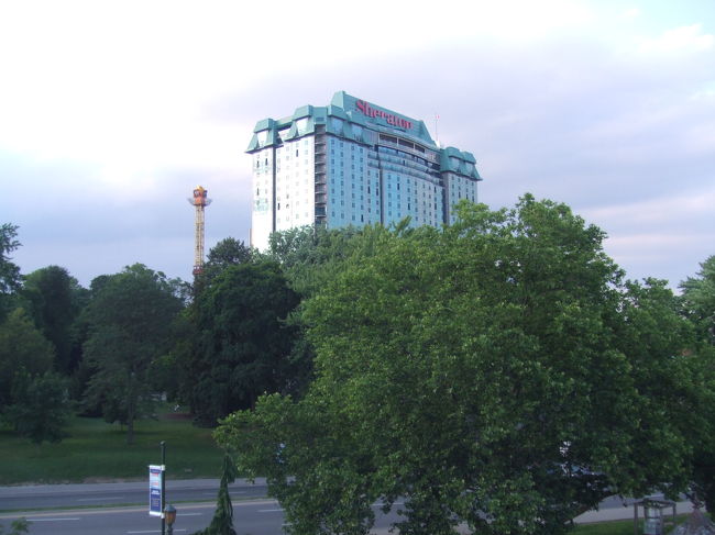 宿泊したシェラトン・オン・ザ・フォールズ。