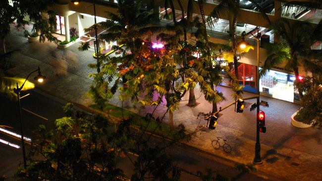 部屋から下を写してみました。