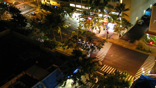 部屋から下を写してみました。