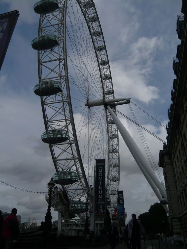 楽しみにしてたロンドン・アイ<br />朝イチで行ったら、行列もさほどではなく。