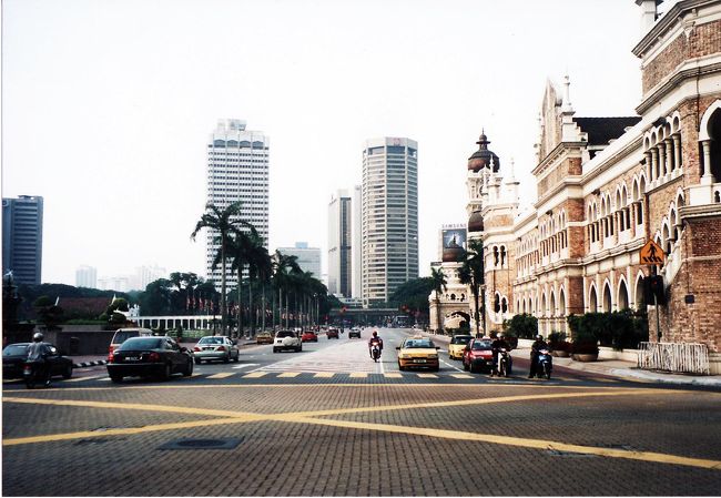 噂どおりのきれいな街並み。<br />きちんと整備されています。<br /><br />