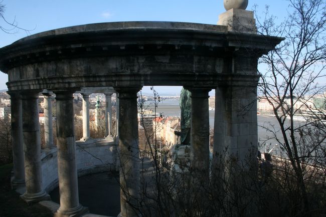 途中経過。<br />ここら辺で既に息も絶え絶えで、<br />写真がほとんど残っていません（笑）