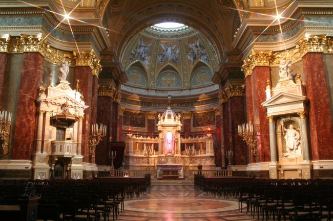 すっっっごいキレイな教会でした。