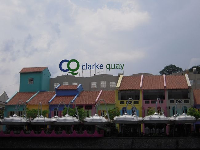 その後クラークキーに立ち寄り、セントーサ島へ。