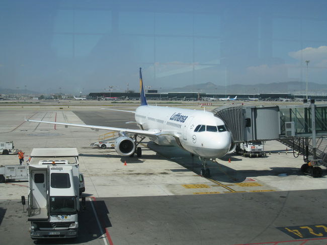 ルフトハンザ航空４４５５便<br />（バルセロナ−フランクフルト）