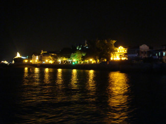 コロンス島の夜景