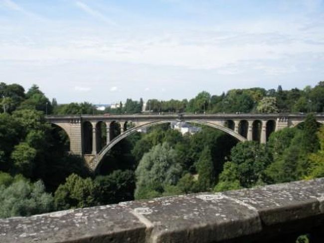 アドルフ橋です。