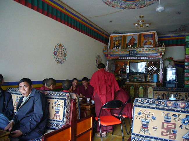 <br />小さいお坊さんたちのＴＥＡ　ＴＩＭＥ♪<br />