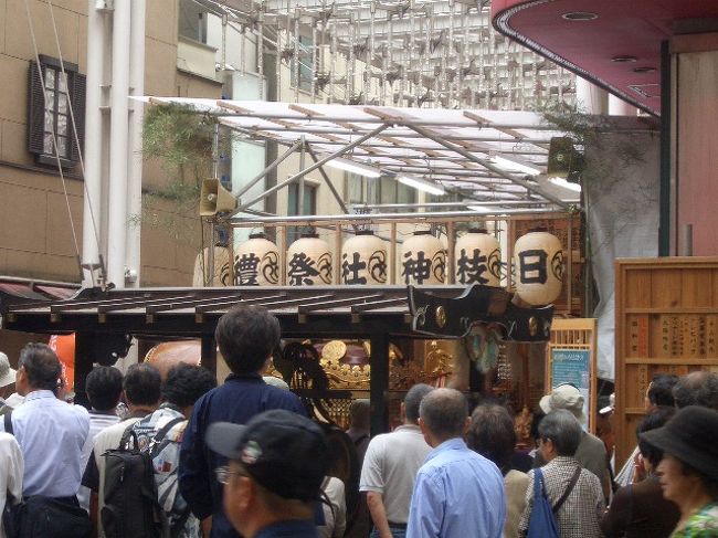 日枝神社って赤坂にもありますよね〜<br />赤坂のは行ったことあるんですが・・・