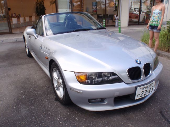じゃーん！<br /><br /><br />借りたのはBMW-Z3(オープンカー)です。<br />といっても暑いのと日差しが強すぎるのでとてもやオープンできる天気ではありませんでしたが･･･<br /><br /><br />普段乗ってる国産車と感覚が違いすぎて戸惑いつつも<br />BMWの優越感に浸りながらR58を北上。<br /><br /><br /><br />