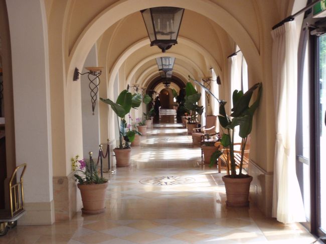 館内はめちゃめちゃおしゃれ！<br /><br /><br /><br />ヨーロッパの宮殿にいるような気分になります。