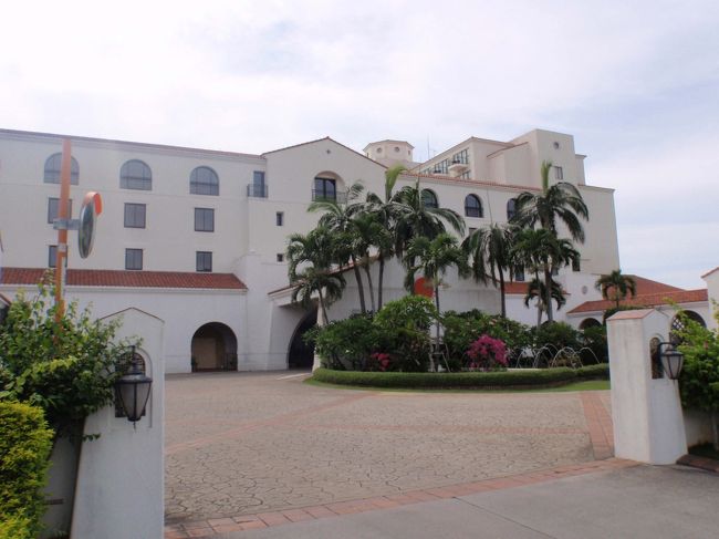 ホテル正面入口