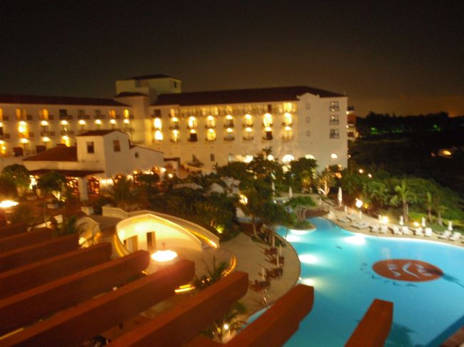 部屋からの夜景<br />