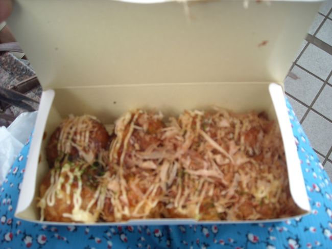 成田空港にて。<br />無性にこういうのが食べたくなるんだよね。