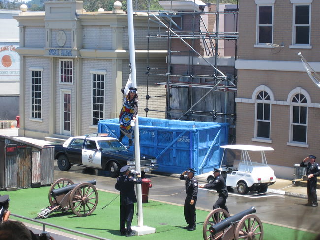 ポリスアカデミー・スタントショーは<br />コミカルであり