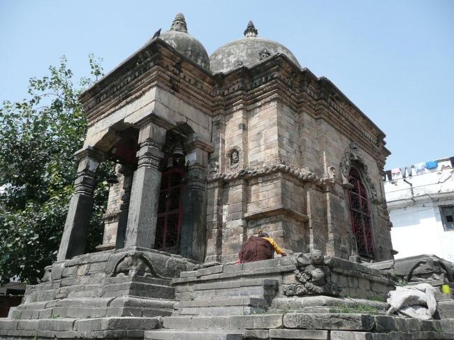 コティリンゲシュワル・マハデヴァ寺院<br />Kotilingeshwar Mahadev Temple