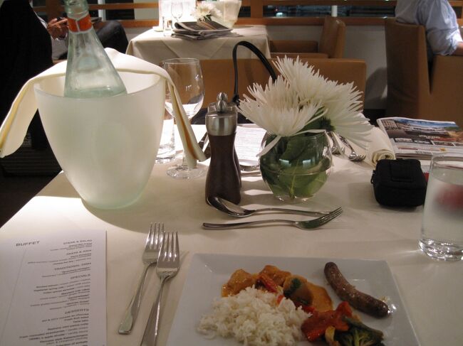 カレーをちょっと食べたらかなり美味かった♪