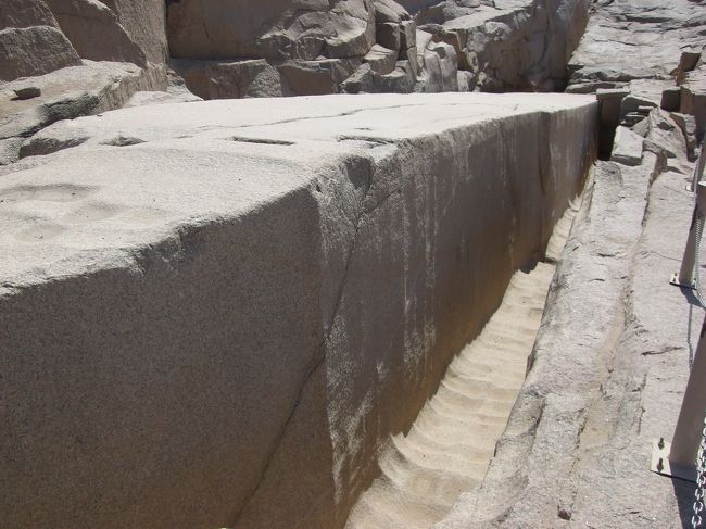 これが「きりかけのオベリスク」ですよ〜