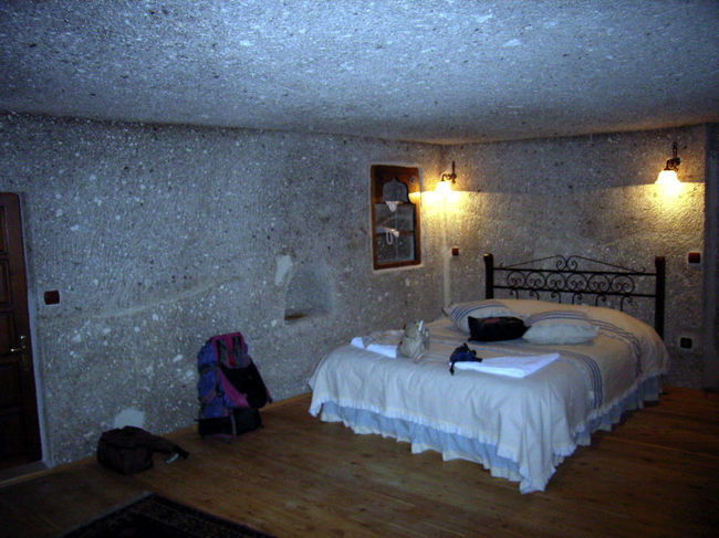 ホテルの内部。ジャグジーもあり素敵でした。