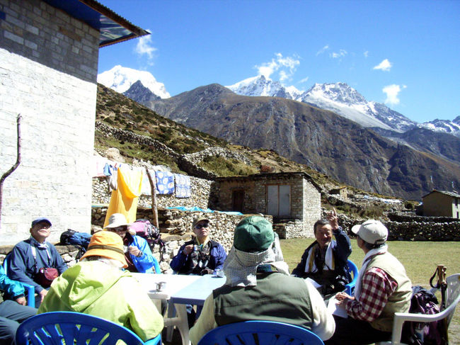 10月12日マッチェルモ（標高4,468m)着。高度順化のため2泊しました。