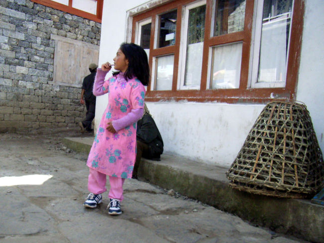 ルクラの街で。<br /><br />カトマンズ、ポカラの様子は次の旅行記で書く予定です。