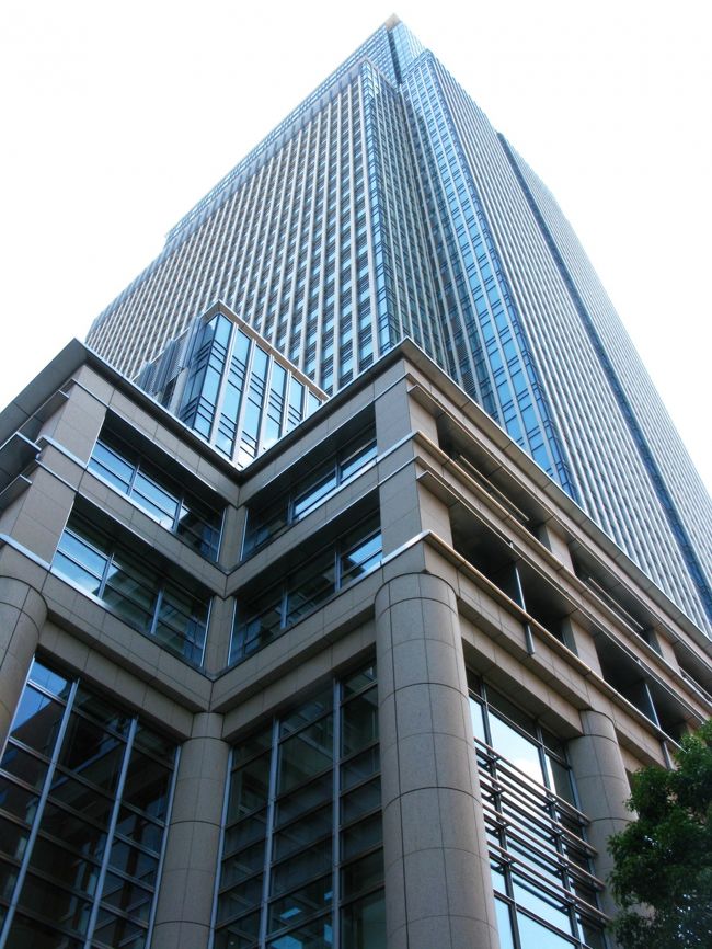 日本橋三井タワーと日本銀行本店辺り　☆三井記念美術館へ