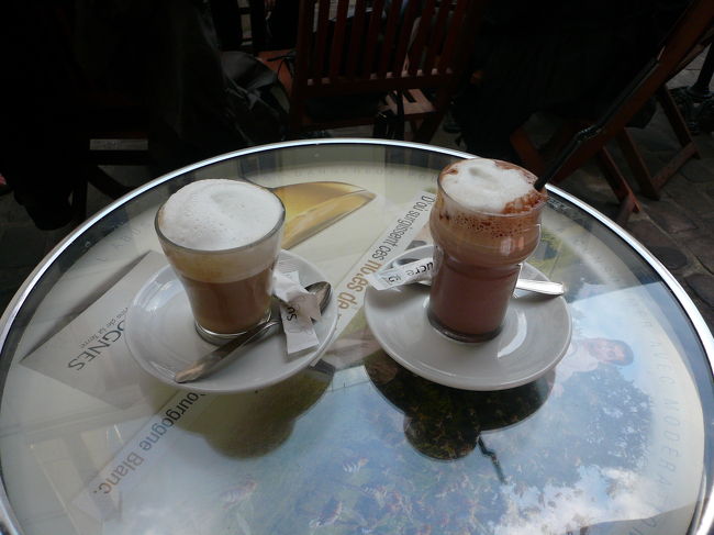 ＣＡＦＥで一休み