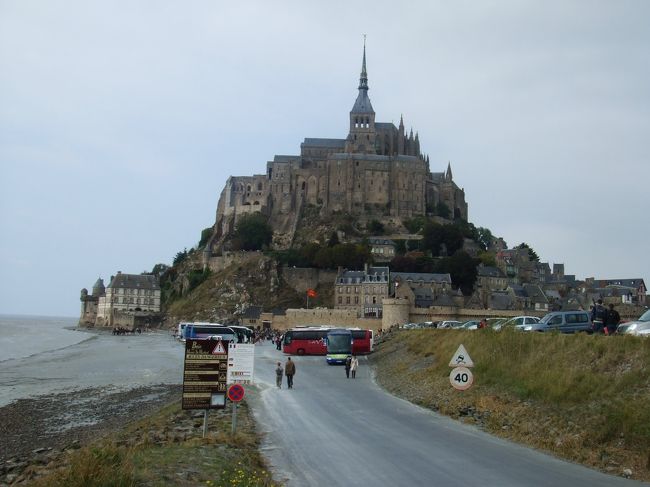 もっと引きで。<br /><br />帰りは出てすぐに渋滞にはまり、なんと5時間半も<br />かかりましたが、ガイドさんもかなりいい人で<br />ツアーに入ってよかったです。