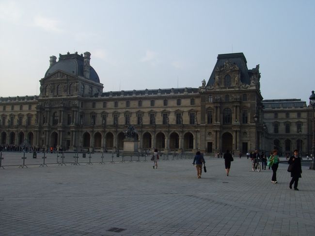 4日目。まずはルーブルへ！