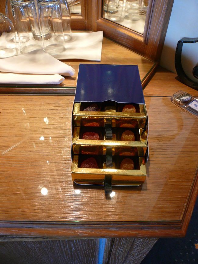 ホテルからプレゼントされたゼリーのセットです。