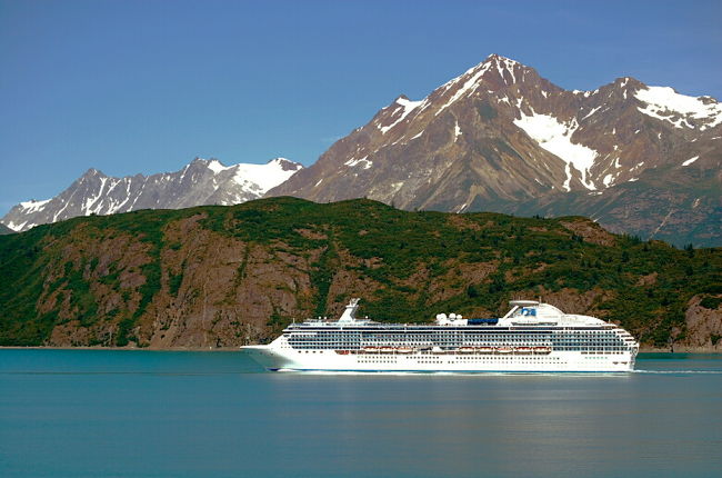 グレイシャーベイで、アイランドプリンセスと出会う。