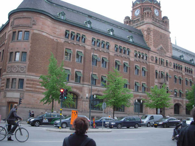 お腹いっぱい、観光スタート☆