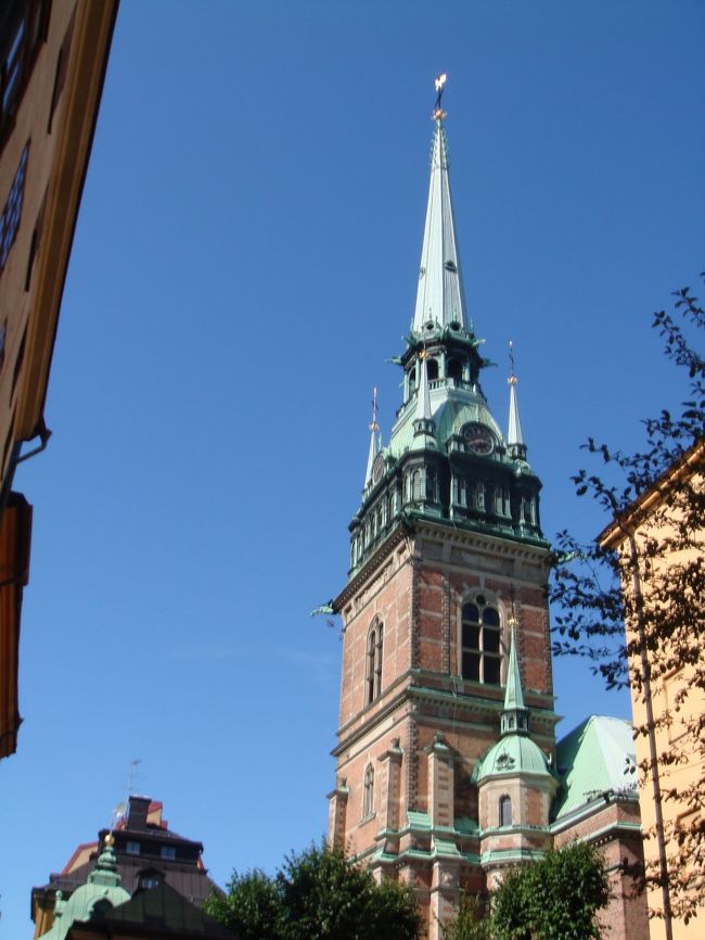 大聖堂です。<br /><br />ここは入ろうと思っていたんですが、大聖堂は飽きた<br />と反対されて涙。