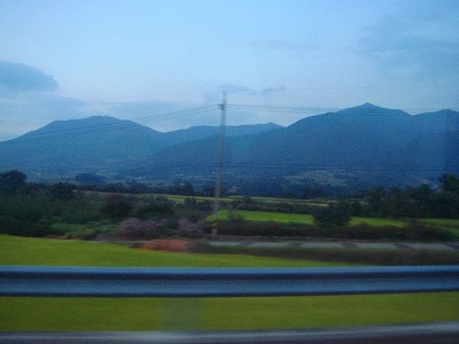 知異山の見晴るかす